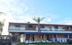 Yellow Moon Guesthouse & Apartments